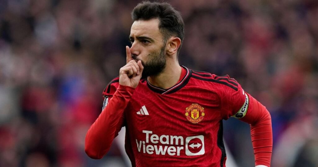 Manchester United 'Offers' Captain Bruno Fernandes in Stunning Swap Deal